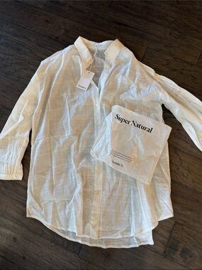 NWT Vitamin A White Lightweight Button-Up Shirt with silver metallic thread